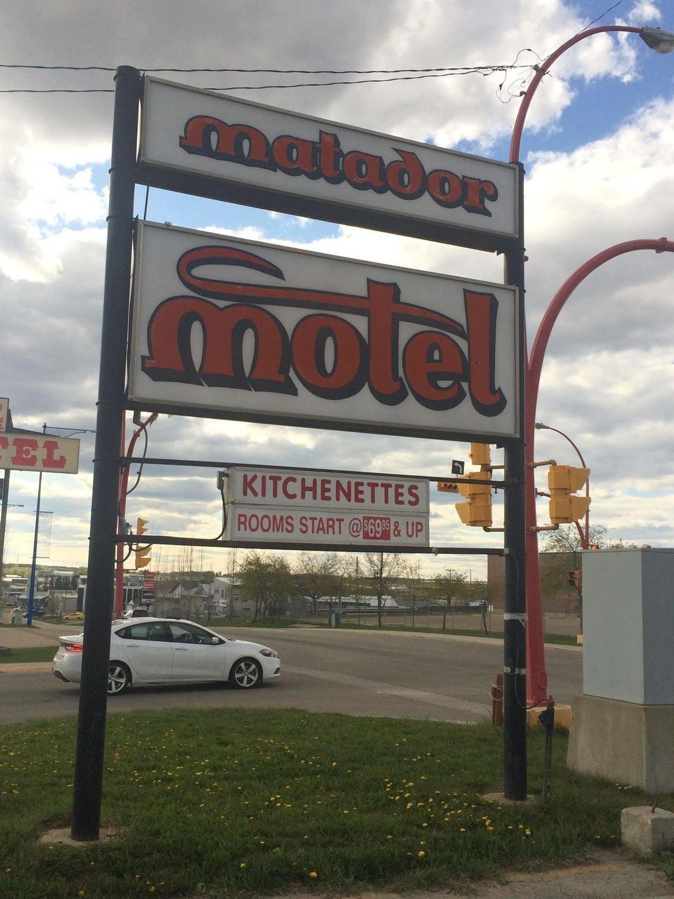 Matador Motel Drayton Valley Exterior photo